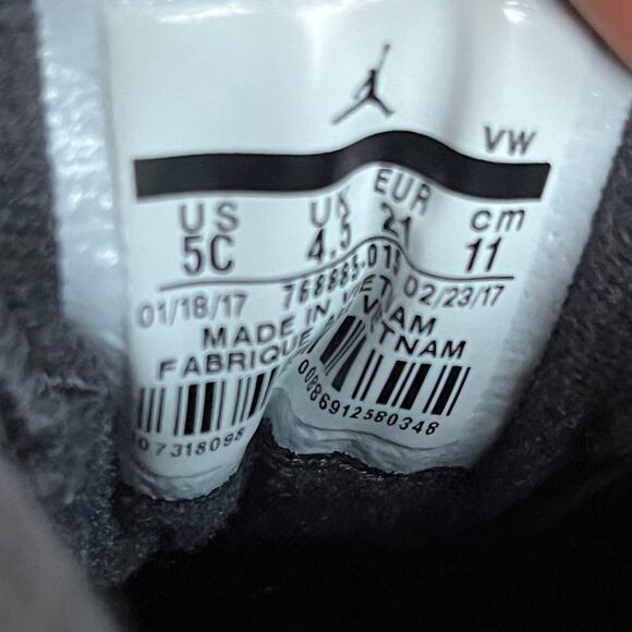 Jordan Nike Toddler Retro 6 Low Mint Foam Shoes Sneakers Sz 5C Style 768885-015 - Picture 11 of 11